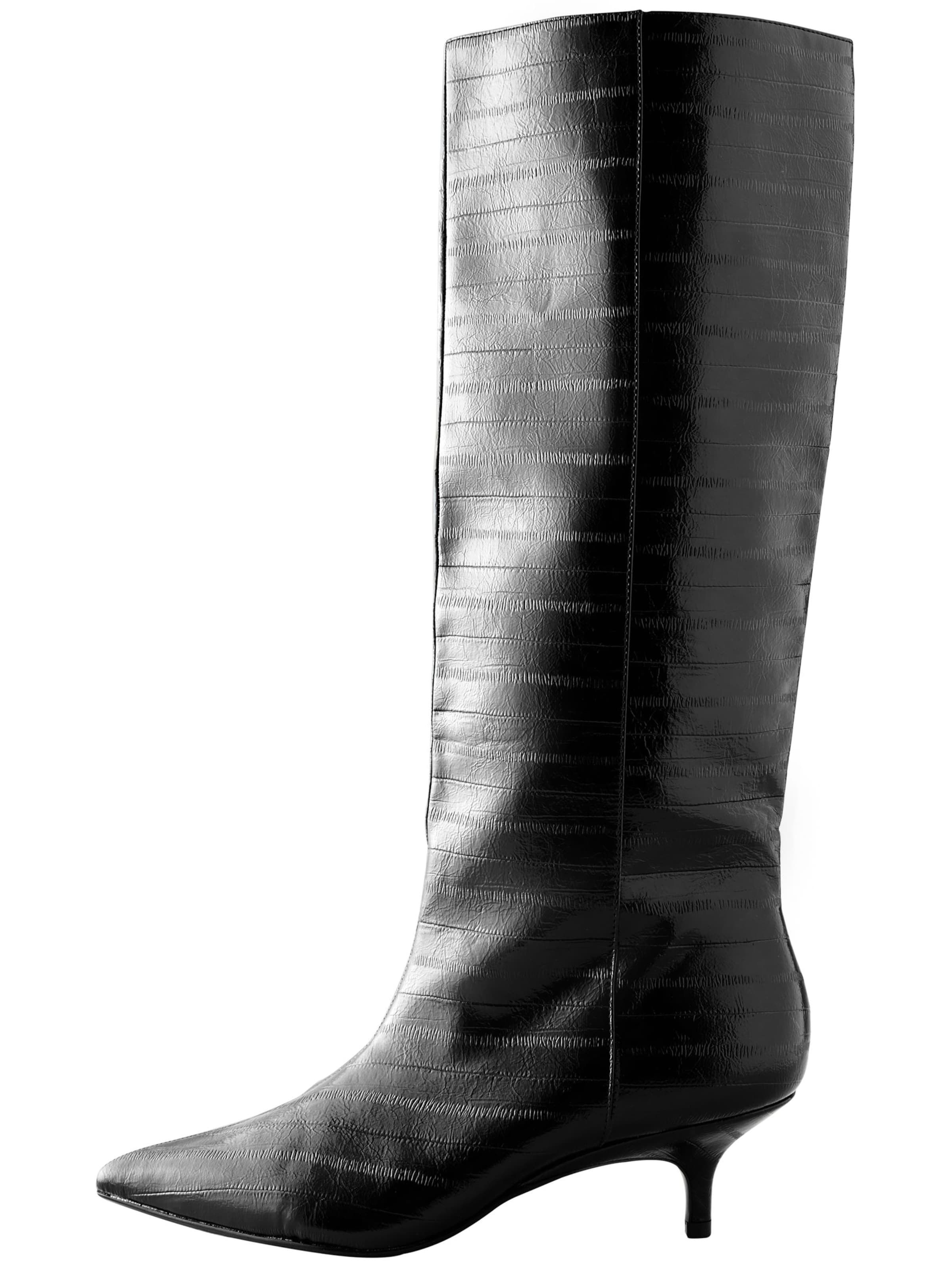 NextČizme - crna boja: prednji dio