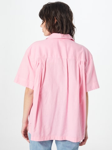 LEVI'S ® Blouse 'Ari SS Resort Shirt' in Roze