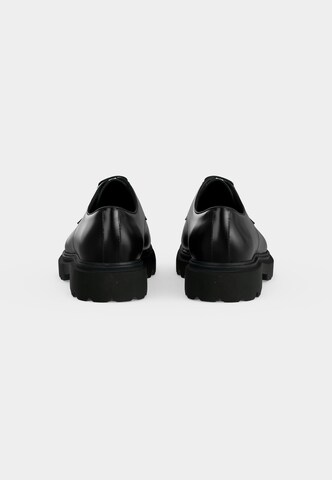 STEVE MADDEN Knytsko 'Motala' i svart