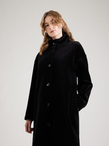 Max Mara Leisure Between-Seasons Coat in Black