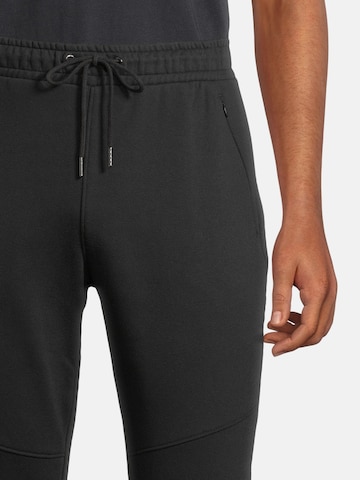 Effilé Pantalon AÉROPOSTALE en noir