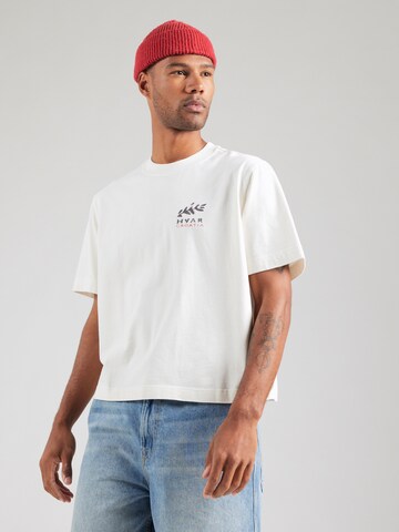 Abercrombie & Fitch Футболка 'NAIVE HAND' в Белый
