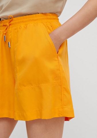 Loosefit Pantalon comma casual identity en jaune