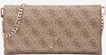 GUESS Клъч 'NOELLE II XBODY FLAP ORGANIZER' в кафяво: отпред