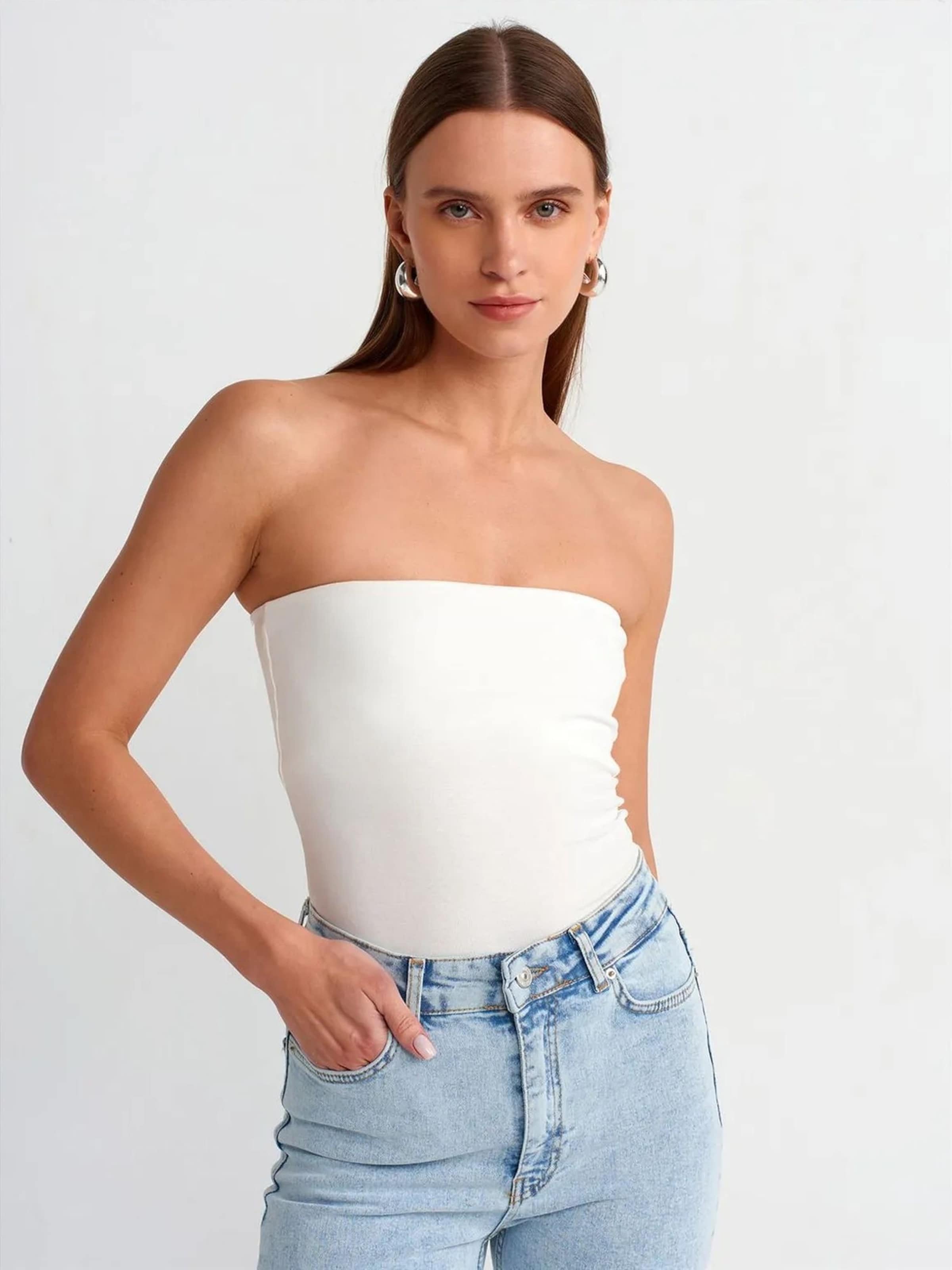 Dilvin Top in White: front