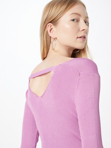 COMMA - Pullover em rosa