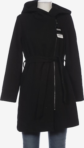 KIOMI Jacket & Coat in M in Black: front