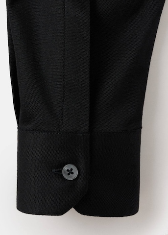 MANGO MAN Regular fit Button Up Shirt 'Adana' in Black