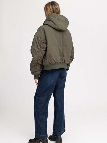 Bombers - Chaqueta de invierno 'NYAKO WOMEN' en verde