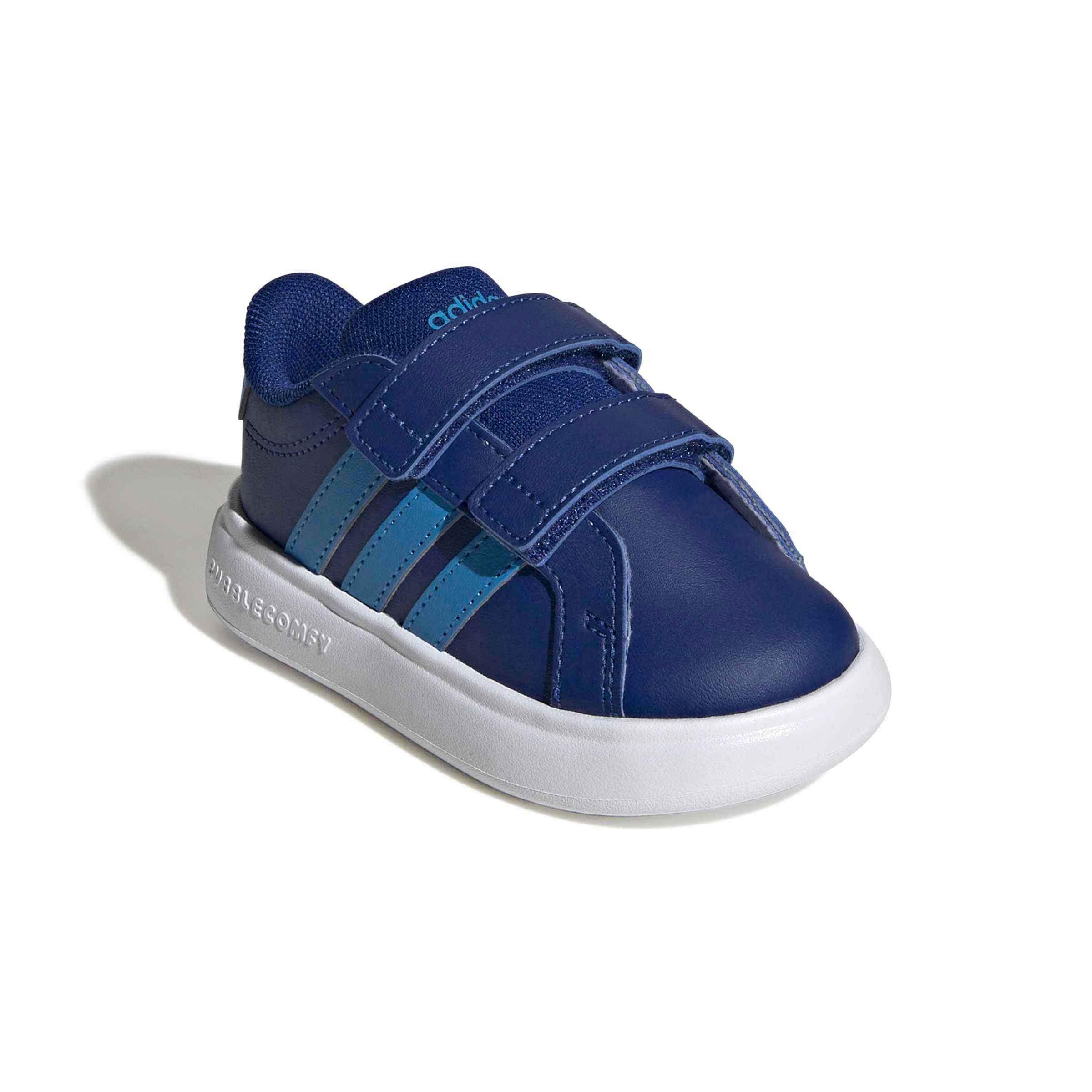 Baskets 'GRAND COURT 3.0' ADIDAS SPORTSWEAR en bleu : devant