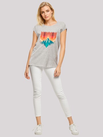 T-shirt 'Berg Sonnenuntergang Geometrisch' F4NT4STIC en gris