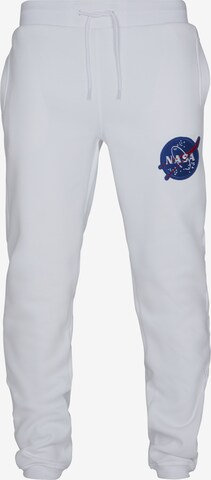 SOUTHPOLE Tapered Pants in White: front