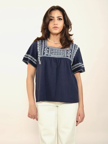 T-shirt 'The Earth' Odd Molly en bleu : devant