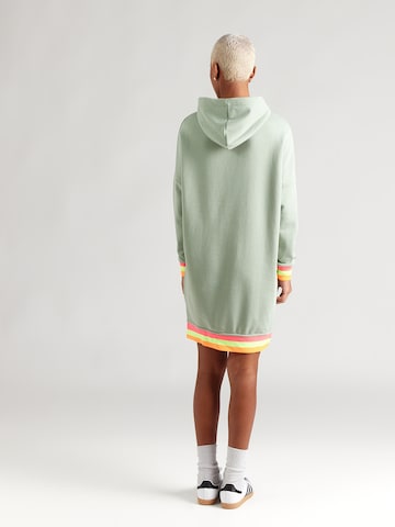 miss goodlife Суичър 'Love Peace & Joy' в зелено