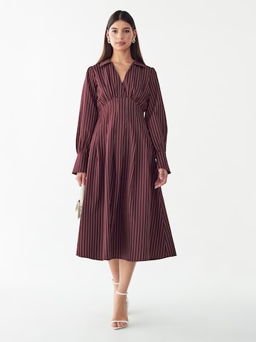 Willa - Vestido 'SILVIA' em vermelho: frente