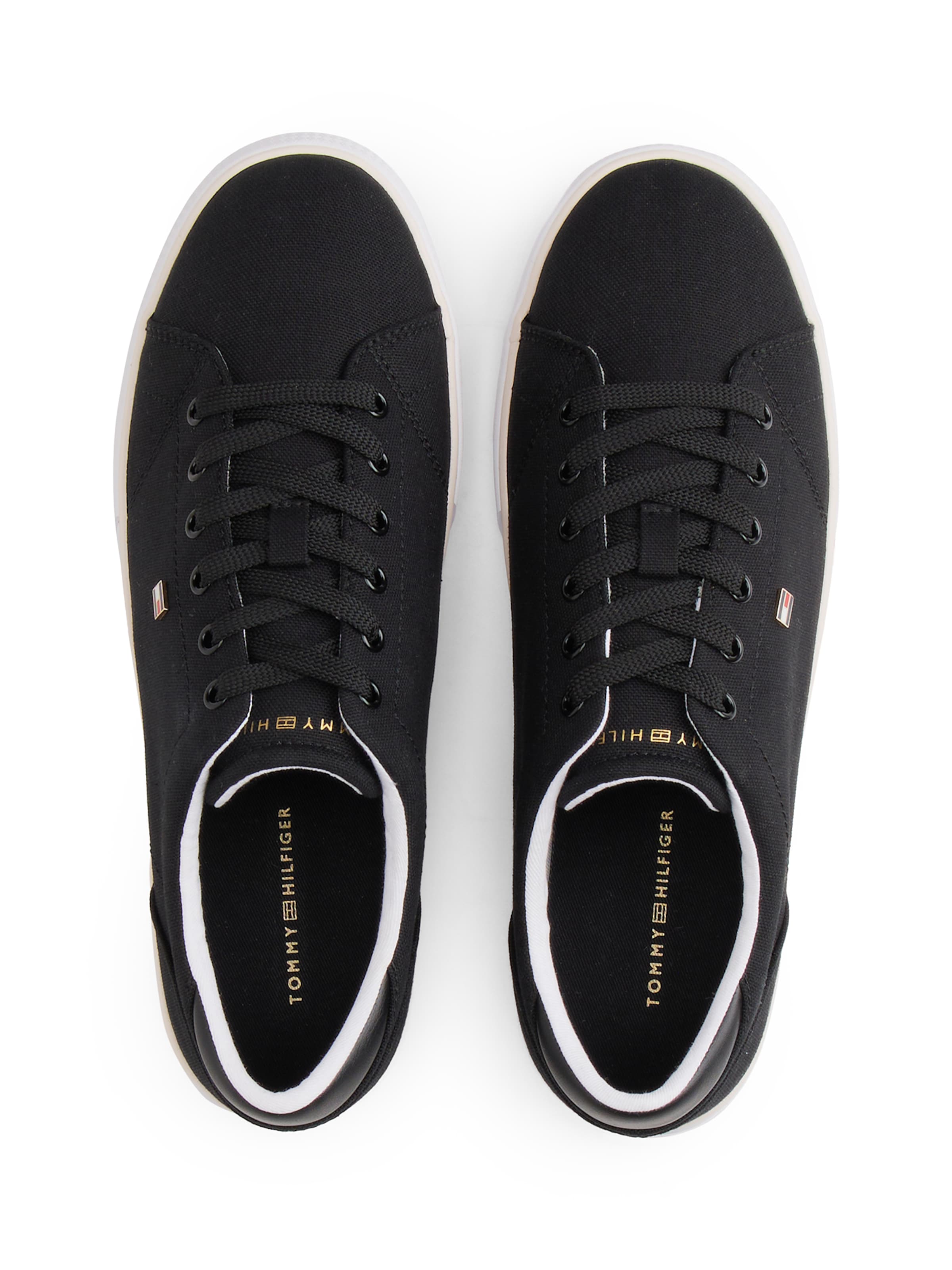 Baskets basses TOMMY HILFIGER en noir