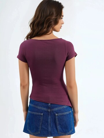 Busem T-Shirt in Rot