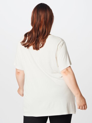 KAFFE CURVE Koszulka 'Emmati' w kolorze biały