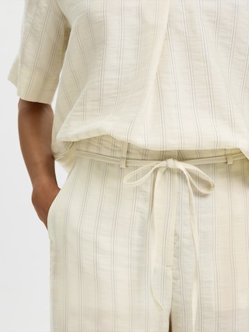 SELECTED Loosefit Housut värissä beige