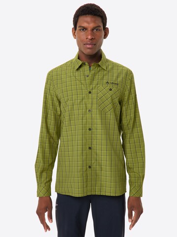 VAUDE Regular fit Athletic button up shirt in Green: front