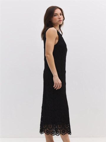 No Matter What Kleid in Schwarz