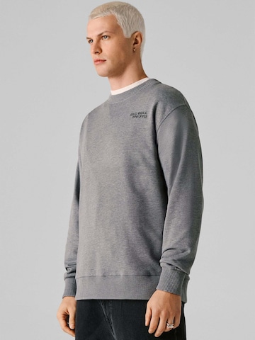 Felpa di Red Bull Racing x Pepe Jeans in grigio