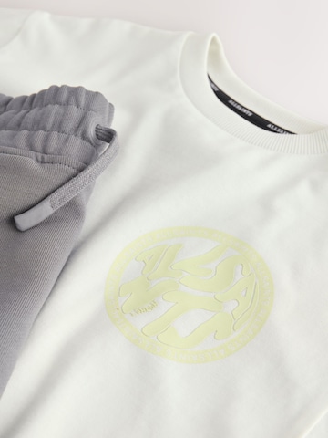 smALLSAINTS Set in Mixed colors