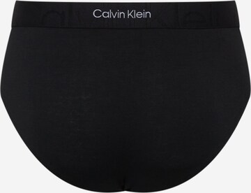 Slip de la Calvin Klein Underwear pe negru