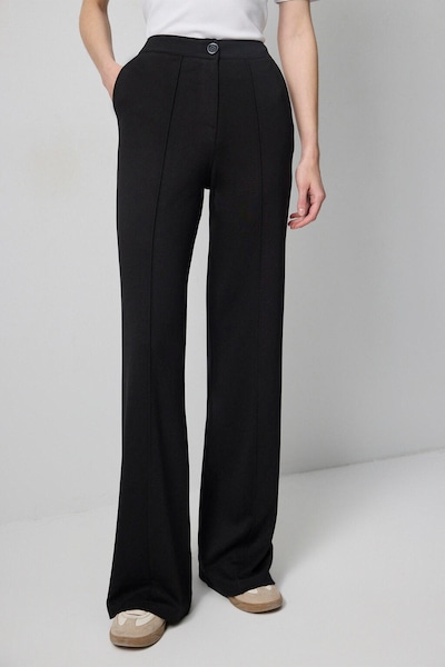 Touche Prive Pants in Black, Item view