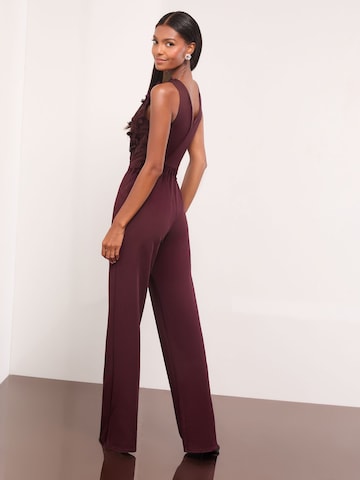 Lipsy Jumpsuit in Rood