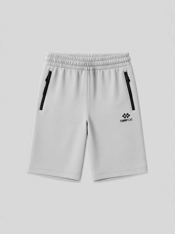 Tommy Life Regular Pants in White: front
