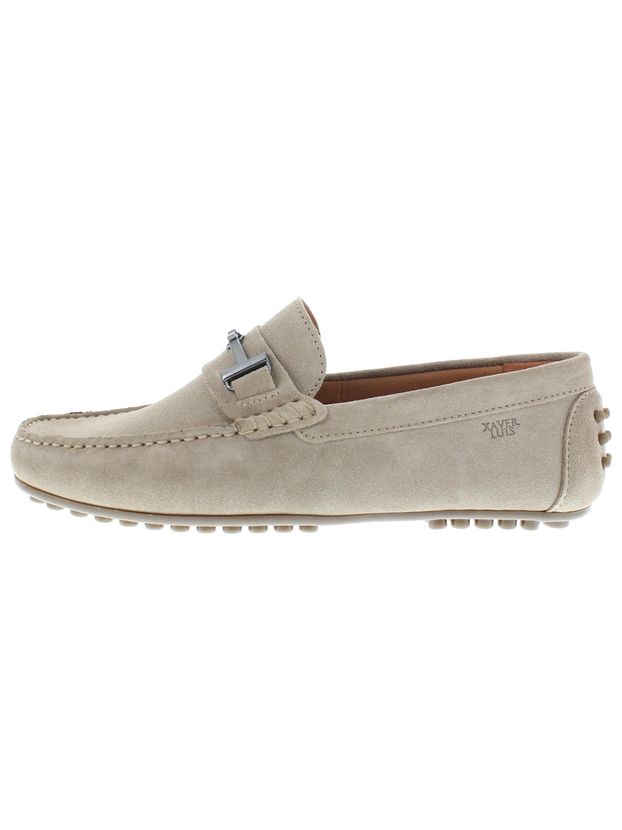 XAVER LUIS Schuhmanufaktur Mokassin 'DAIVEN - Mokassins mit edler Metalltrense'‌‌‌‌‌ in Beige: Vorderseite