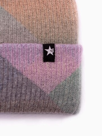 Esperando Beanie 'HERON' in Purple