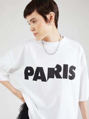 TOPSHOP T-shirt 'Paris' i vit