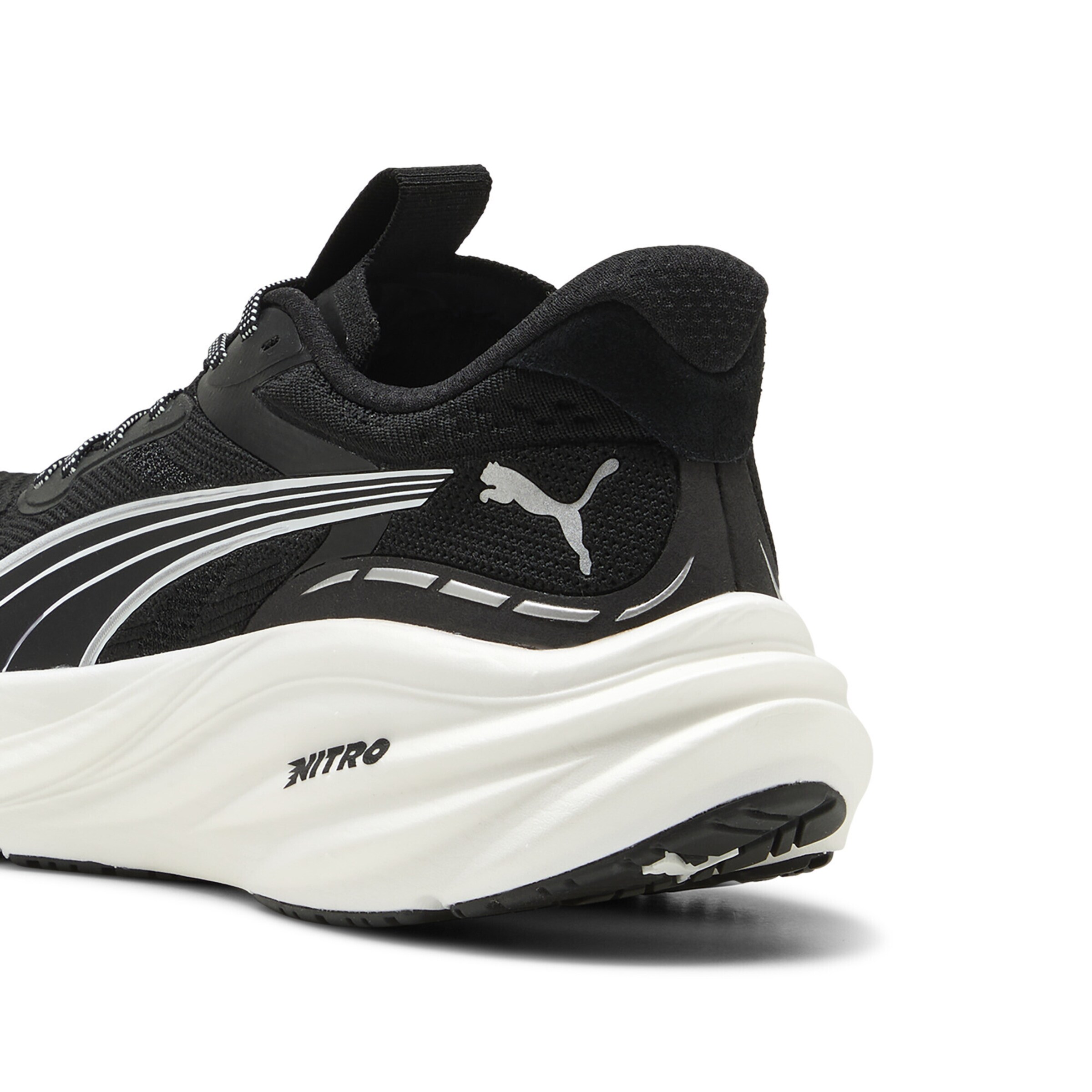 PUMA Loopschoen 'Magnify 3' in Zwart