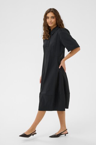 Robe-chemise 'Malue' CULTURE en noir