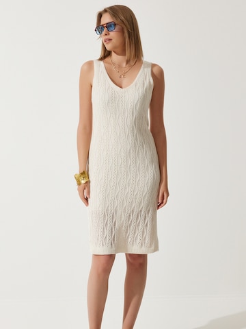 Happiness İstanbul Πλεκτό φόρεμα σε μπεζ: μπροστά