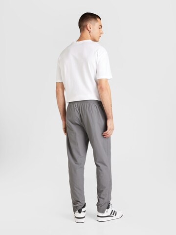 ADIDAS ORIGINALS Regular Trousers in Grey