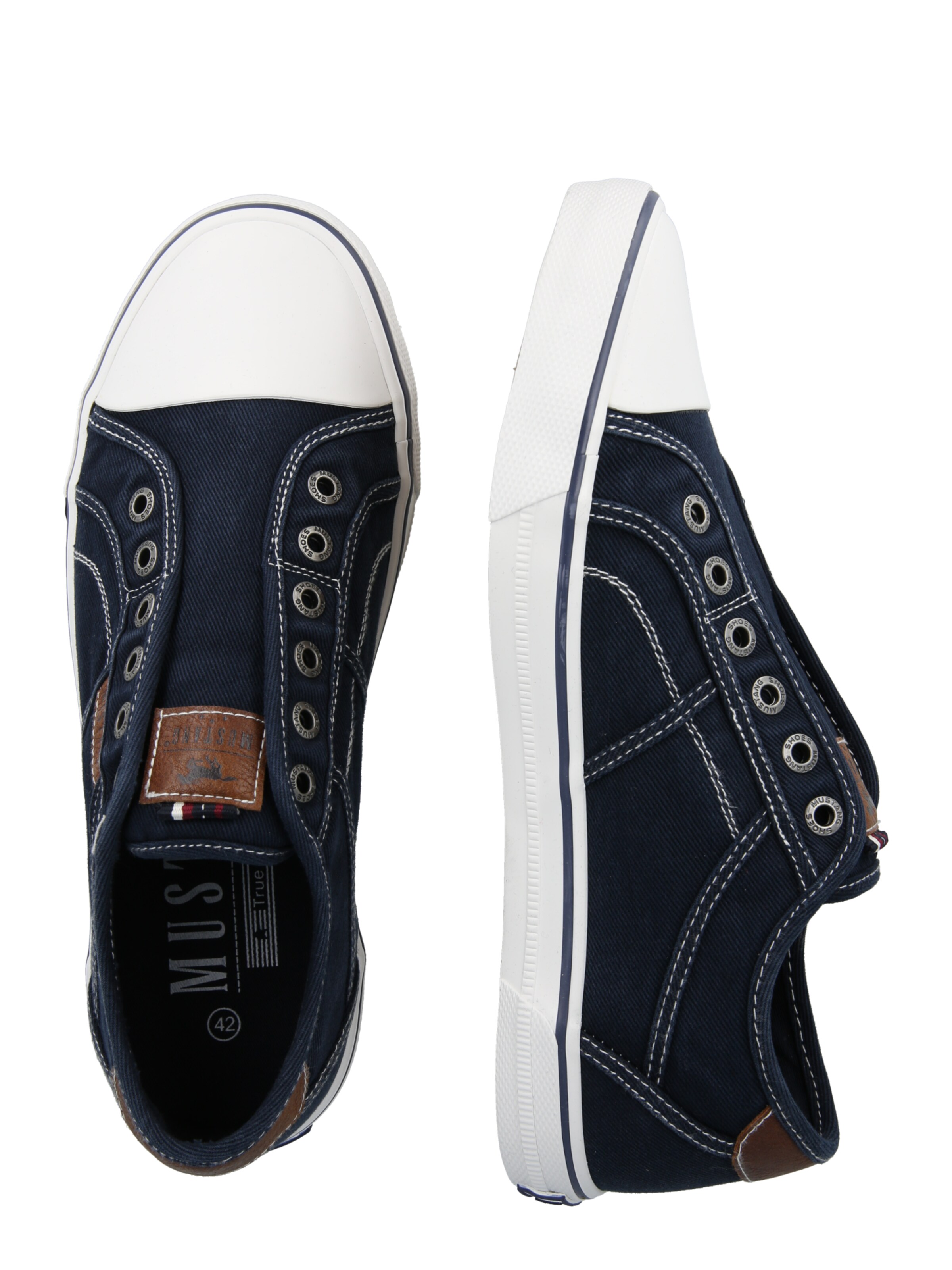 MUSTANG Slip-ons in Blauw