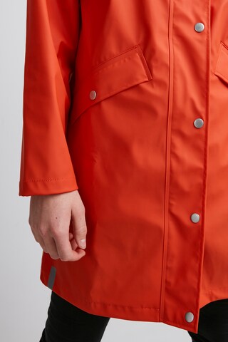 ICHI Raincoat 'IHTAZI JA' in Orange