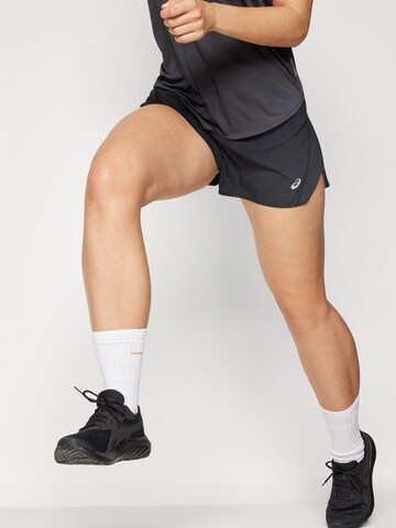 ASICS Regular Workout Pants in Black
