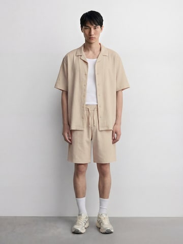 Burocs Regular Fit Hemd 'Solid Seersucker'‌‌‌‌‌ in Beige