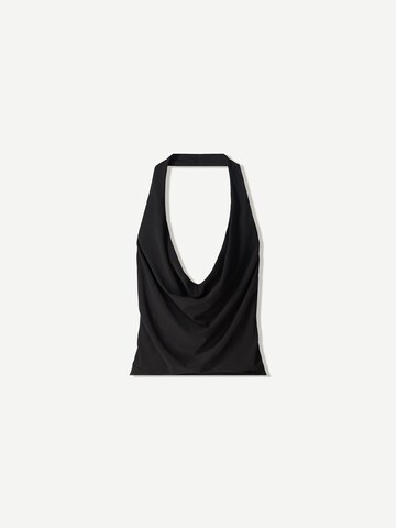 Top di Bershka in nero: frontale