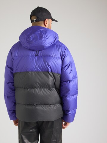 Nike Sportswear Zimná bunda 'WINDRUNNER' - Čierna