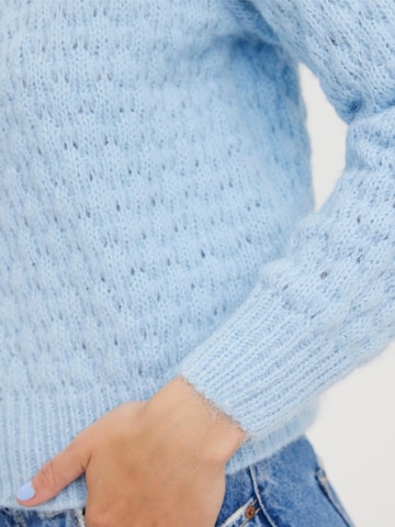 VERO MODA Sweater 'WINNIE' in Blue