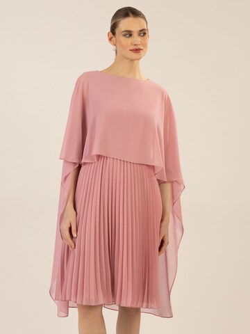 APART Cocktail Dress in Purple: front