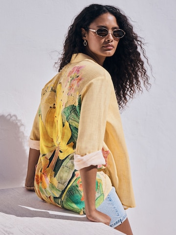 Next Blouse in Yellow