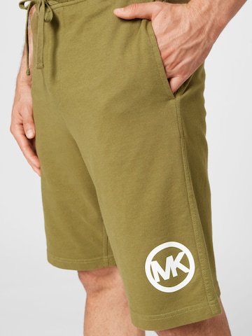 Michael Kors Regular Shorts in Grün