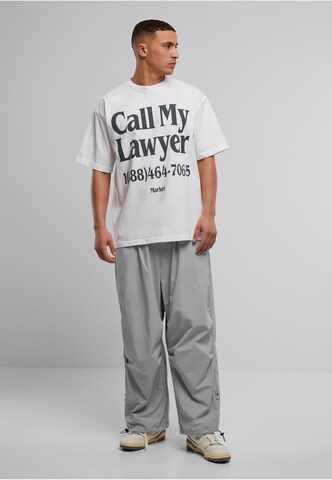 MARKET T-Shirt 'Call My Lawyer' in Weiß