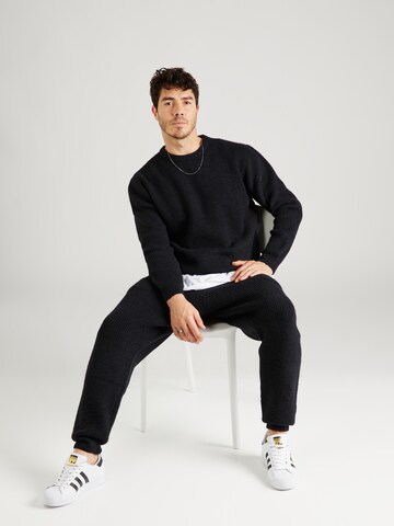 ABOUT YOU x Jaime Lorente Sweater 'Santino' in Black